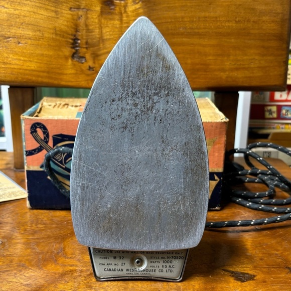 Vintage 50s Westinghouse Dry Iron clothes iron with original packaging - Picture 10 of 15